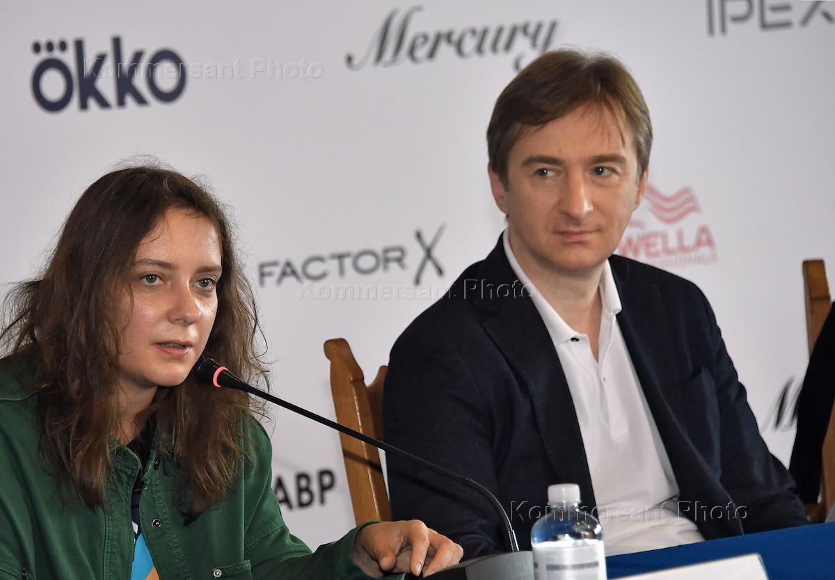 Фестиваль "Кинотавр", Любовь Мульменко на представлении своего фильма "Дунай". Фото -Яндекс-картинки