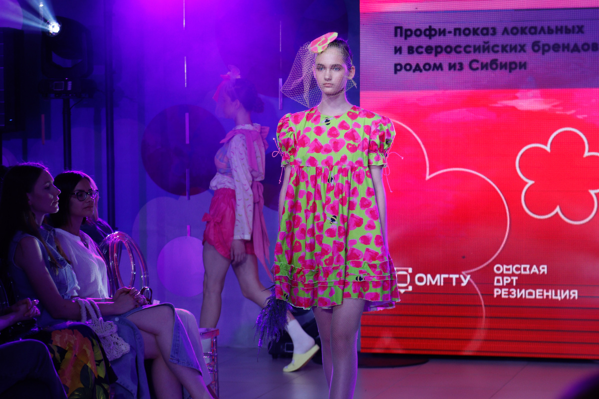 Креативные идеи и яркие образы: как прошел Omsk Fashion Weekend – 2024 |  ОмГТУ | Омский политех | Дзен