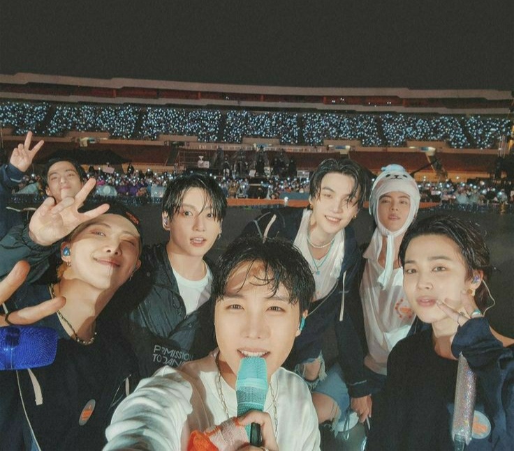 Namseok. У бесконечности твое имя бтс. Др бтс участников даты. У бесконечности твое имя бтс. Игры бтс.