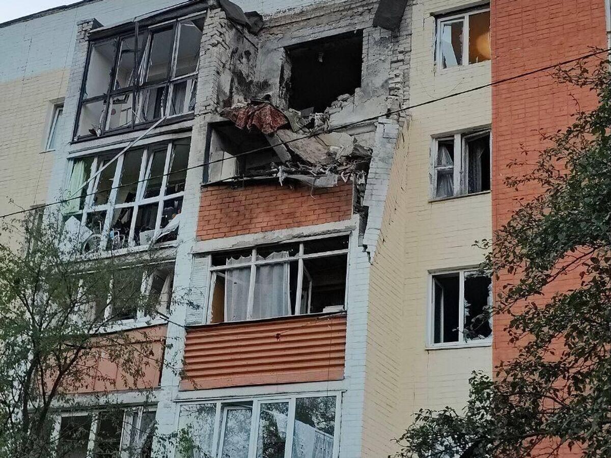    Последствия атаки БПЛА в Яковлевском городском округе в Белгородской области© Фото : Настоящий Гладков/Telegram