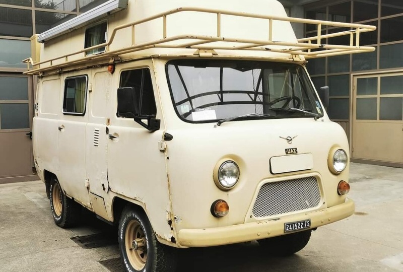 Автодом из УАЗ Буханки выставлен на продажу в Италии