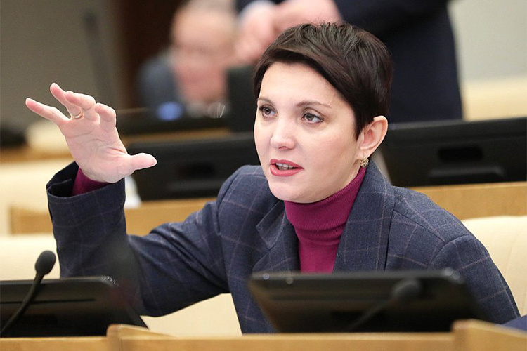    Жанна Рябцева рассказала, что очистные сооружения сдали только «в отдельных районах» Татарстана, Ульяновской и Костромской областей, однако и они не работают.   
Фото: duma.gov.ru