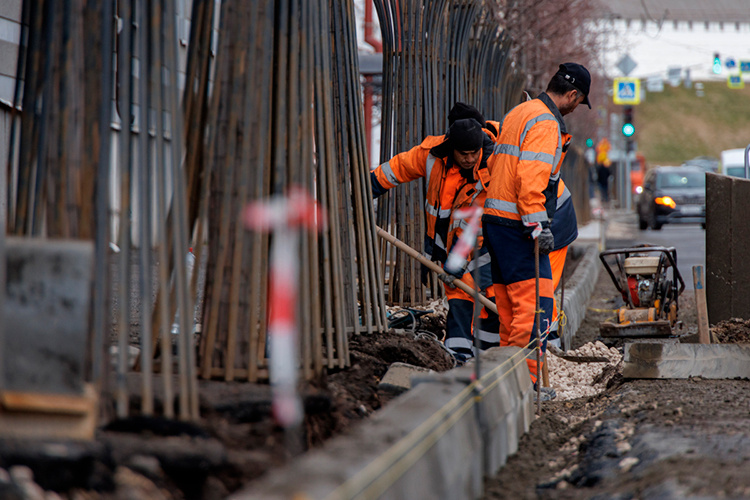    «Из Узбекистана, Таджикистана и Киргизии сейчас приезжают ежегодно порядка 6–7 миллионов мигрантов с целью трудоустройства в Россию».   
Фото: «БИЗНЕС Online»