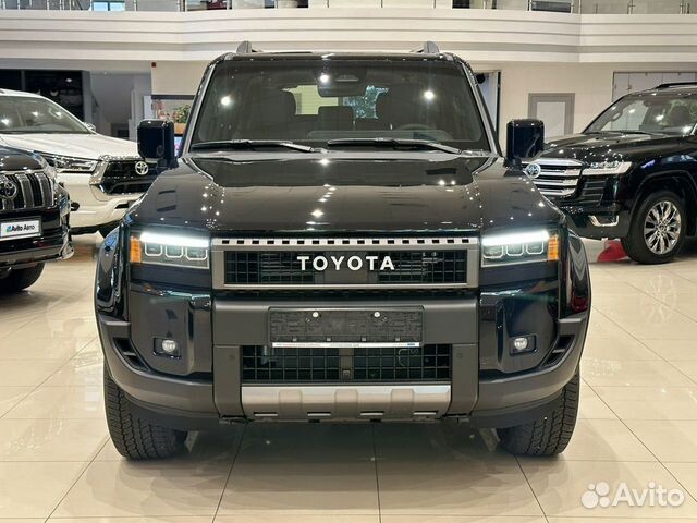 В РФ начали продавать новый Toyota Land Cruiser Prado 250. Источник иллюстрации - avito.ru