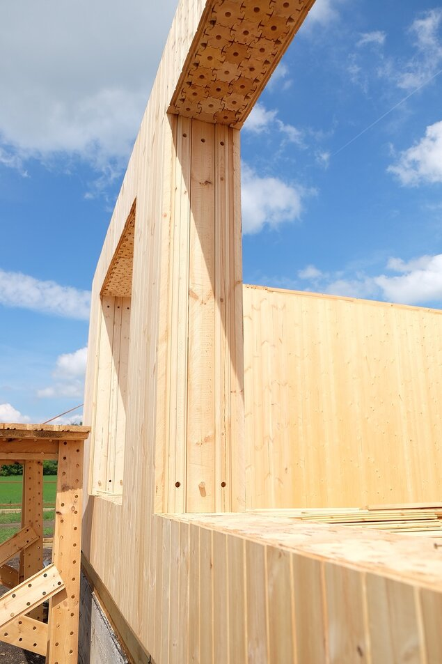 Собранный стеновой комплект дома NATURI