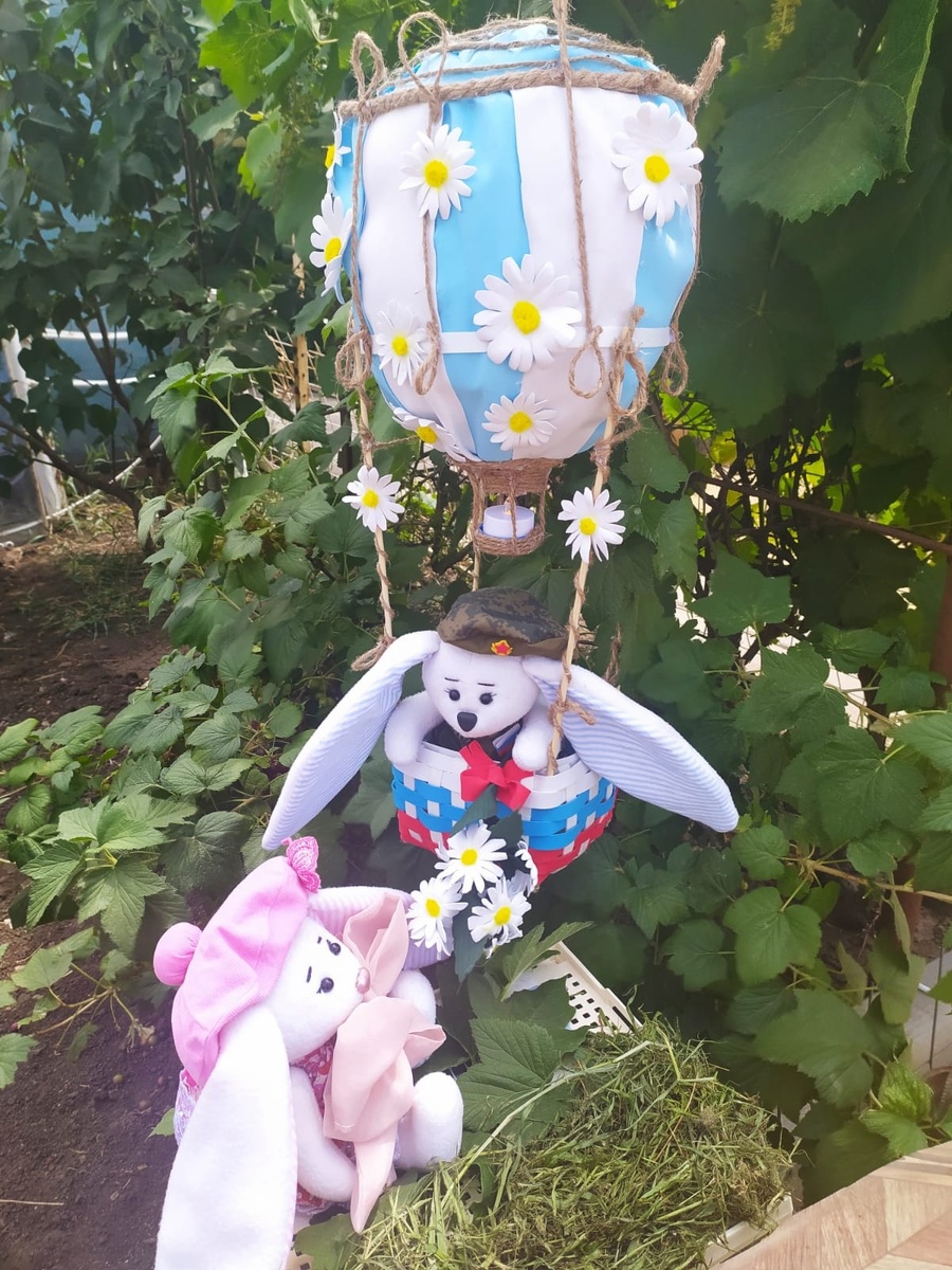 Зайка и Зайчик, сшитые для подарка.