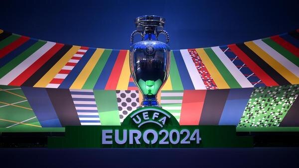 Главный футбольный турнир 2024 года, Чемпионат Европы, стремительно движется к своему завершению. Уже отгремели четвертьфинальные матчи, и определились участники полуфинальной стадии.