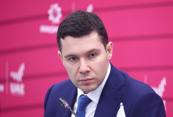    Антон Алиханов