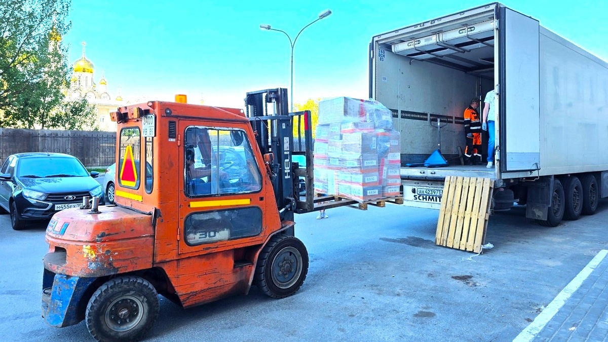    Из Сургута на передовую отправили дроны и средства связи