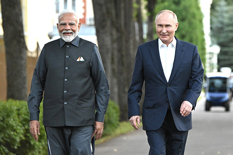    Такого теплого приема, как индийскому премьеру, Путин в последнее время, кажется, не оказывал ни одному из мировых лидеров.   
Фото: kremlin.ru