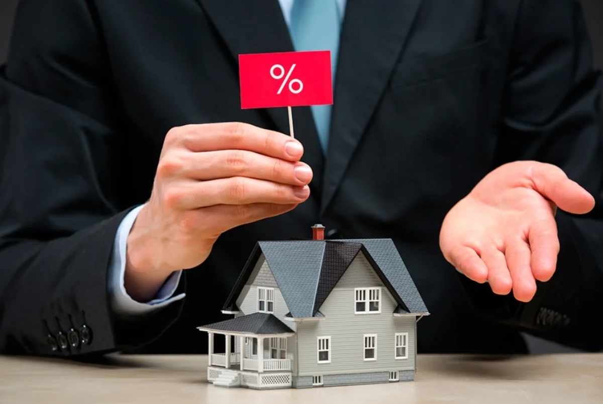 О размерах новых пошлин за регистрацию сделок с недвижимостью. Сколько вы теперь заплатите, продав квартиру, дом или дачу?