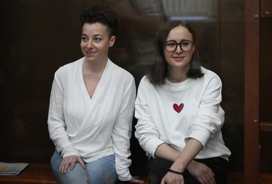    Евгения Беркович и драматург Светлана Петрийчук