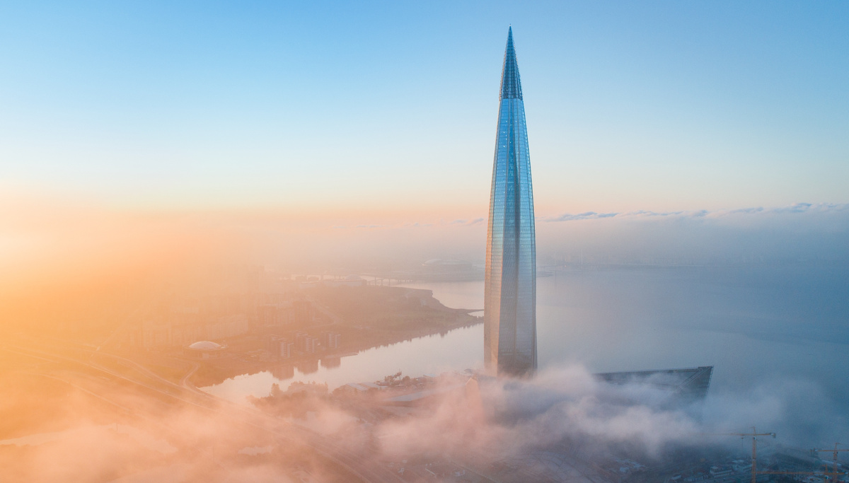 Лахта Центр в тумане