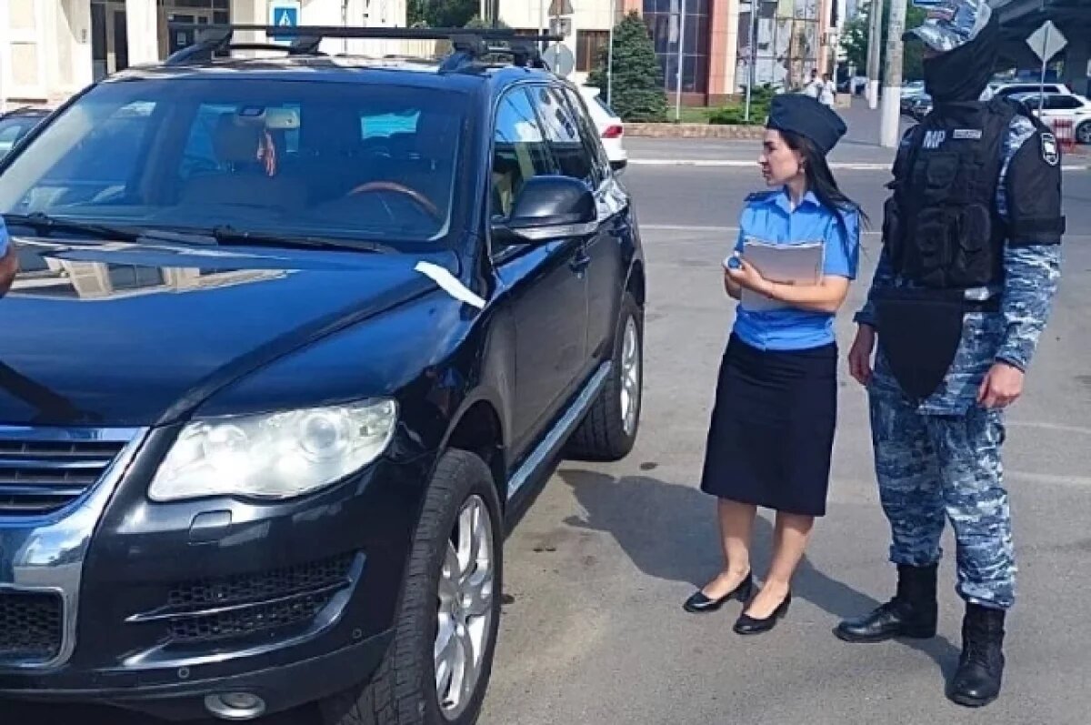    У жителя Кубани в суде Астрахани арестовали машину, на которой он приехал