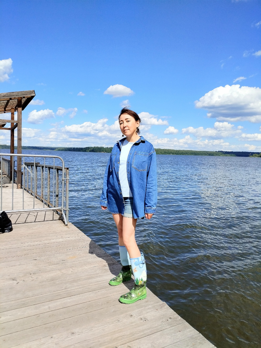 На рыбалку на озере Сенеж только в красивых сапогах☺️ 