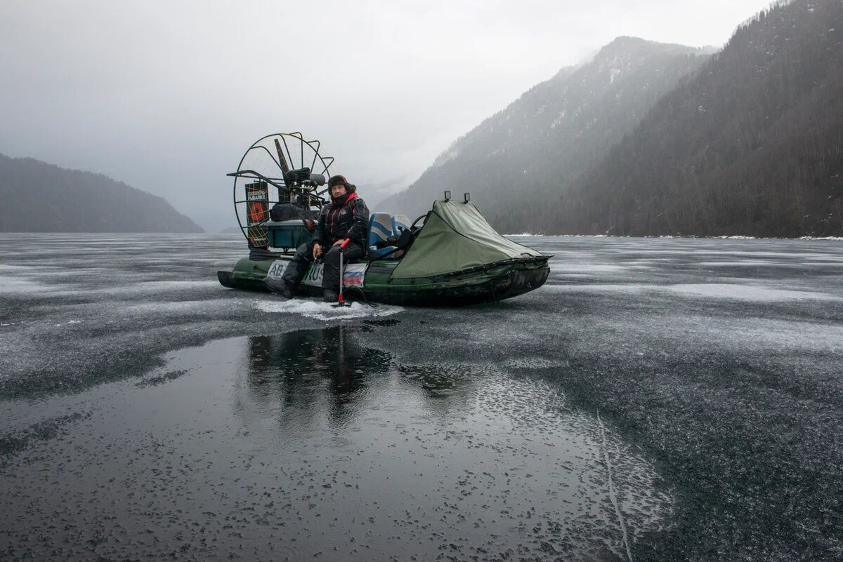 Весна на Телецком озере.