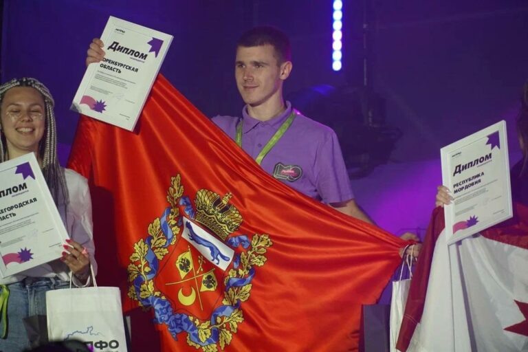    Сразу несколько оренбуржцев стали победителями в окружном форуме «Метеор» Андрей Севостьянов
