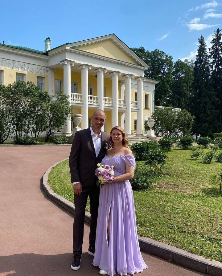     Александр Филимонов с невестой: соцсети