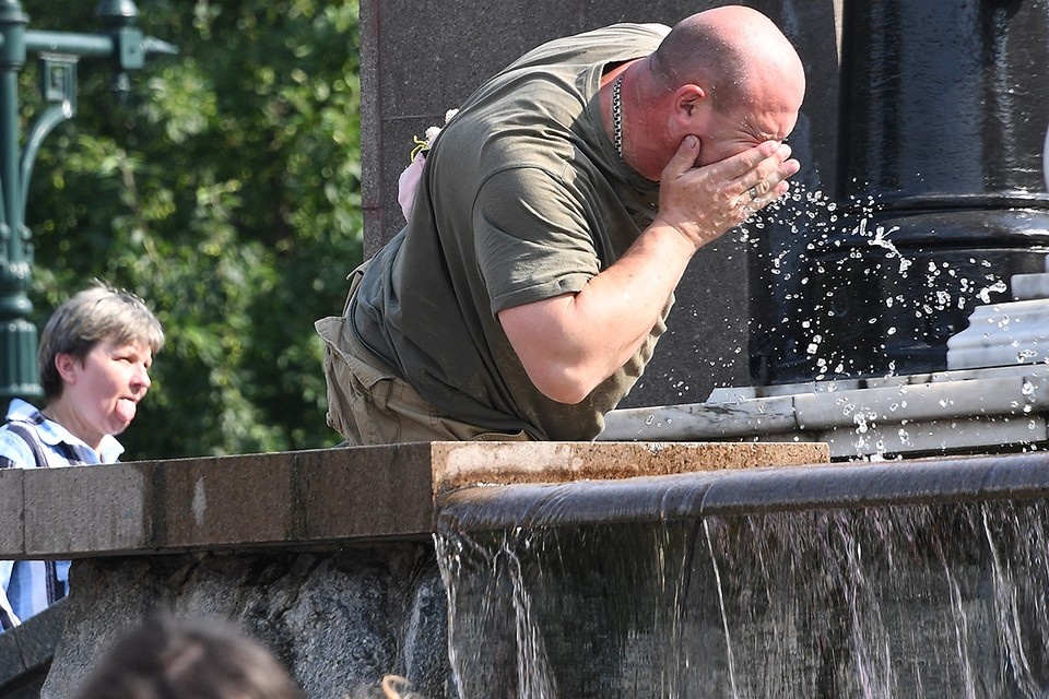    Летняя жара в Москве может стать регулярной. Михаил ФРОЛОВ