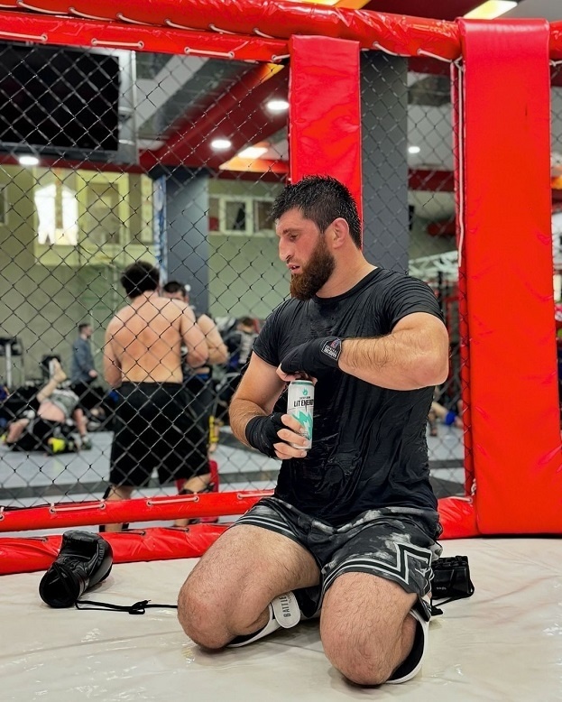    Магомед Анкалаев. Соцсети