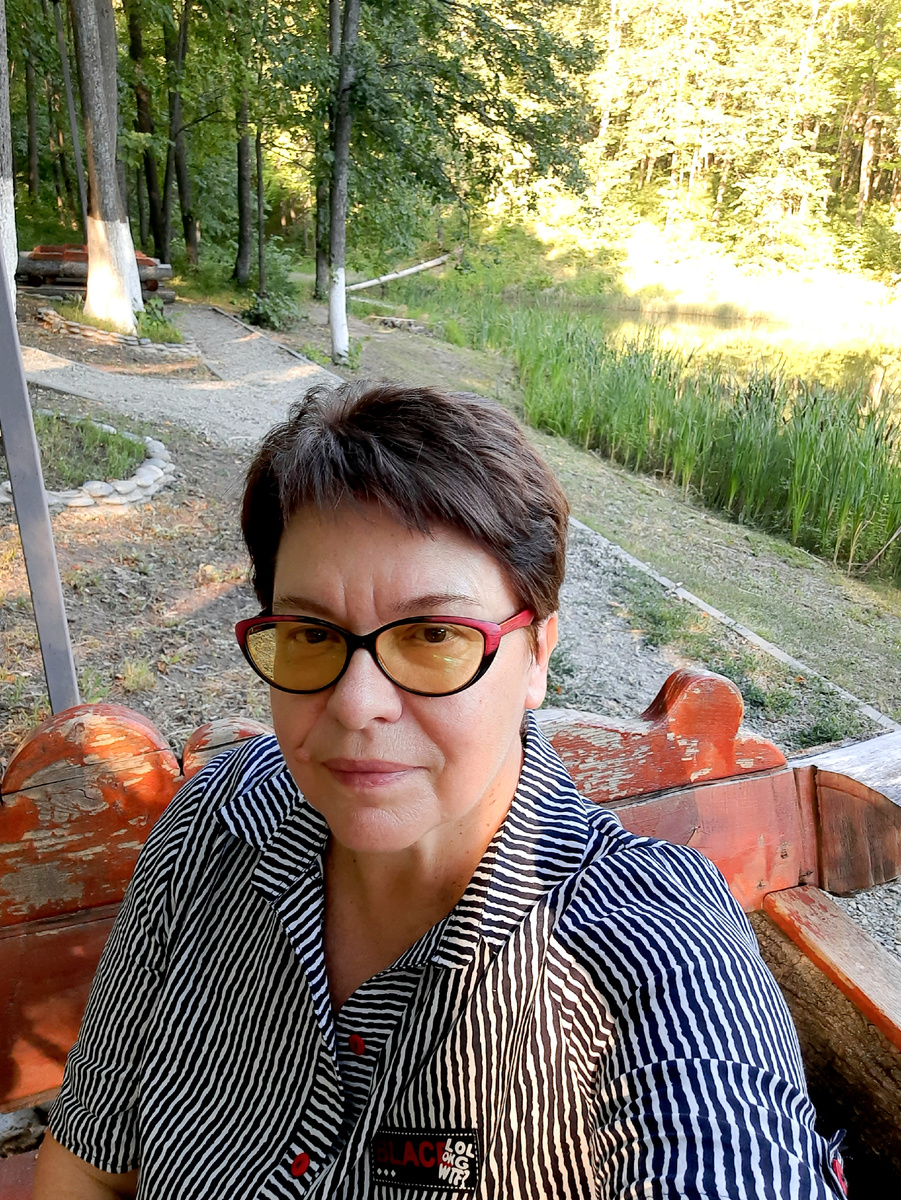 И вокруг никого!