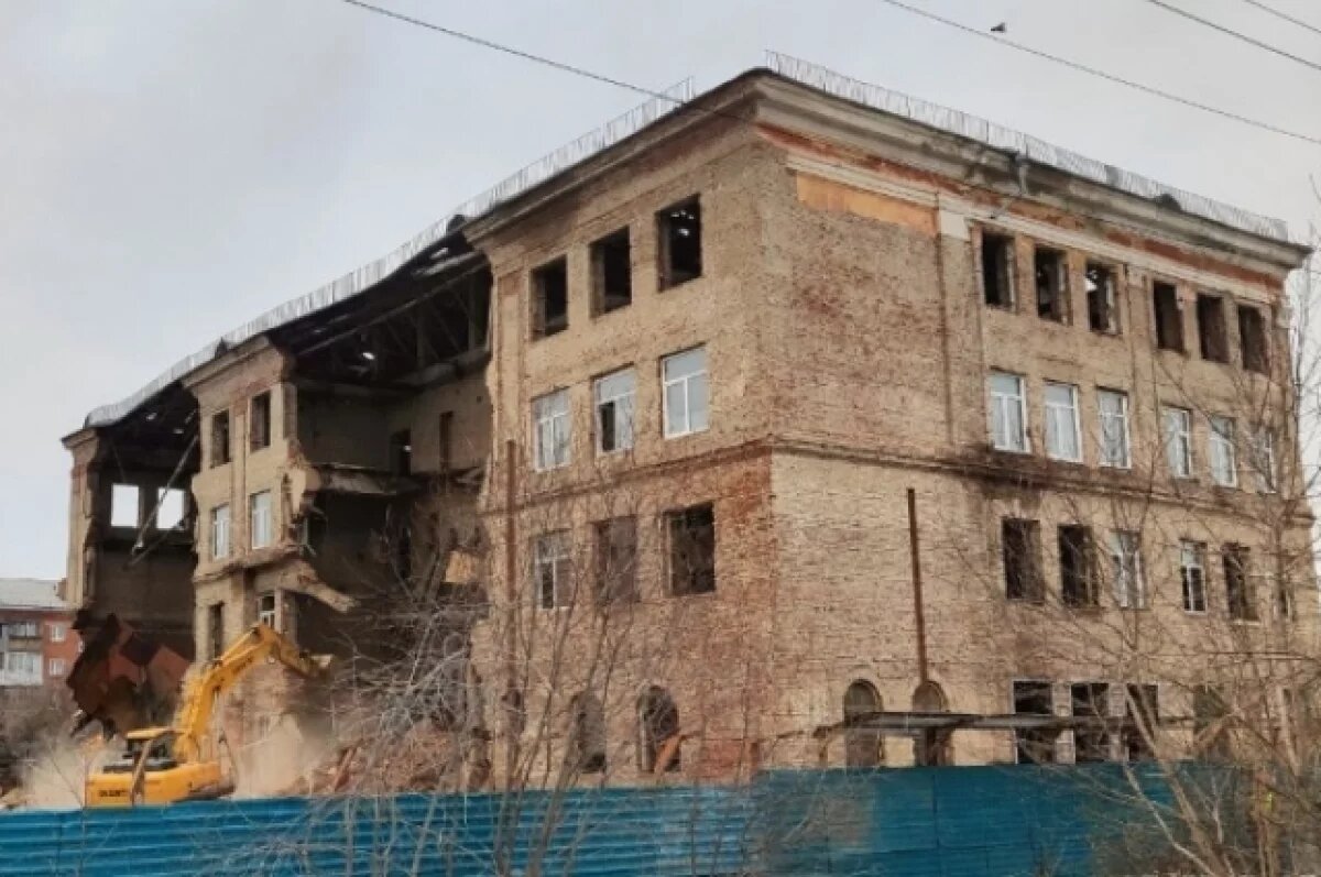    Омскую гимназию № 88 отремонтируют почти с нуля к осени 2025 года