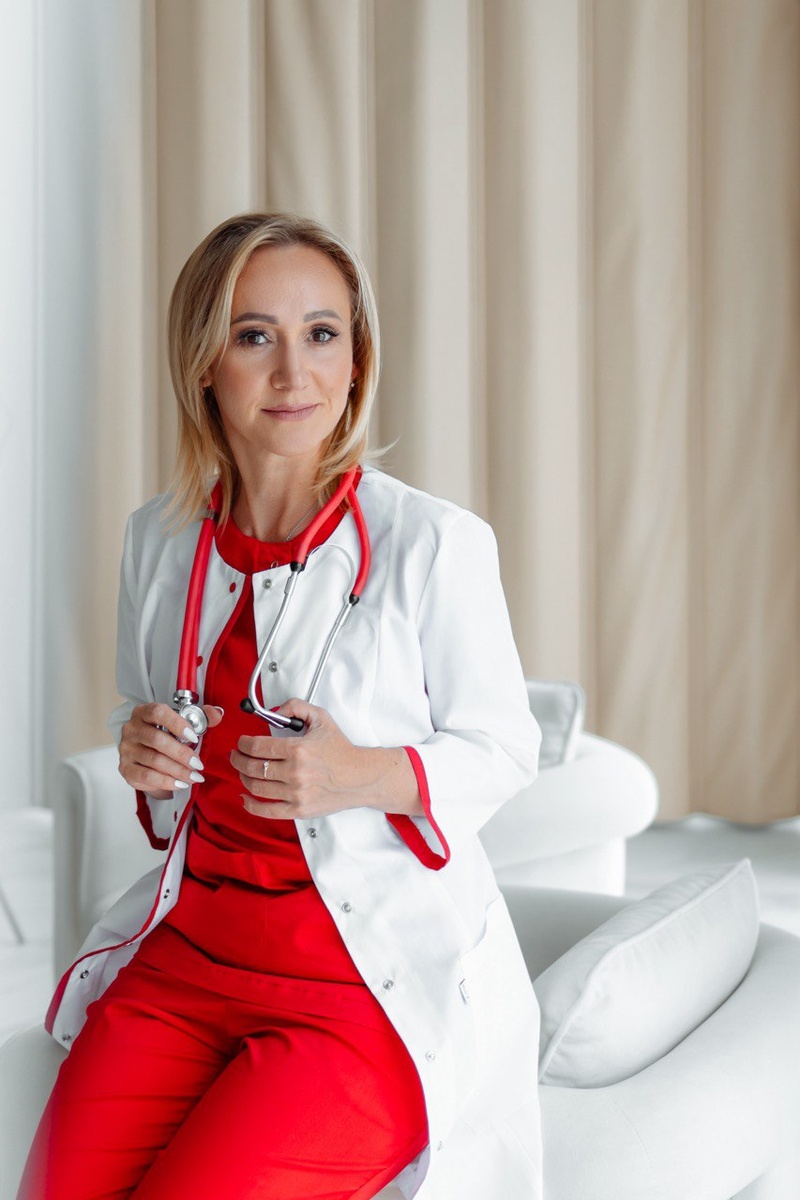 Врач кардиолог всегда поможет при проблемах с сердцем и сосудами 