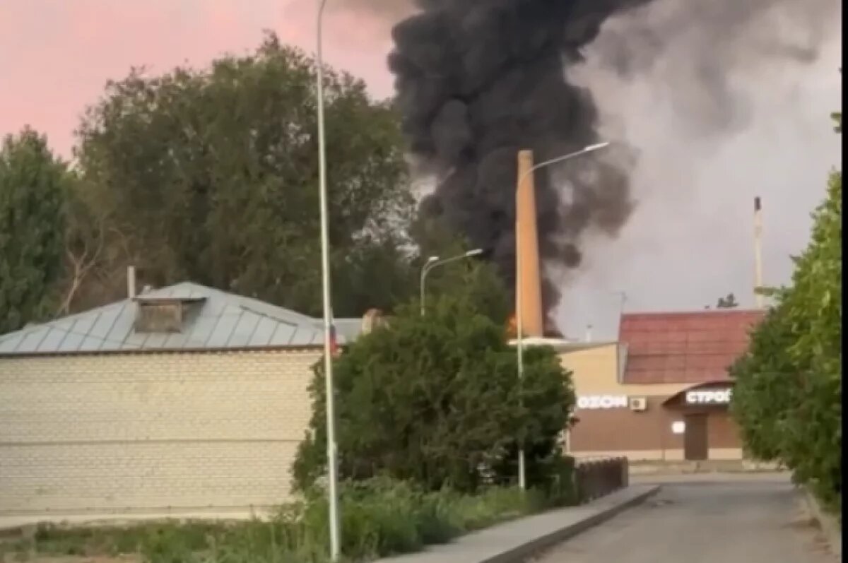    Калачевцы опасаются взлета цен на бензин после пожара на нефтебазе