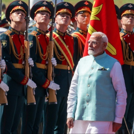 Накануне премьер-министр Индии Нарендра Моди прилетел с официальным визитом в Россию.