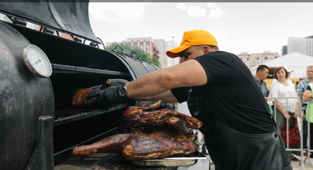 Приготовление рекордсмена (фото с сайта Книга рекордов России)