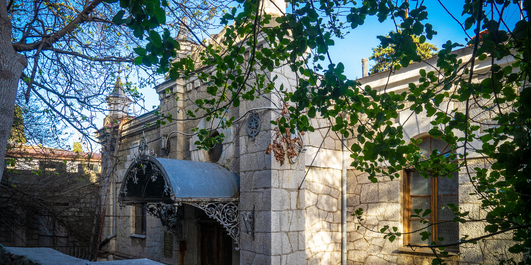 Алупка. Экскурсии без экскурсовода. Променад по отреставрированной улице Фрунзе.