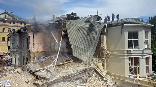 Главная детская больница Украины «Охматдет» (сокращенное от «Охрана материнства и детства»)