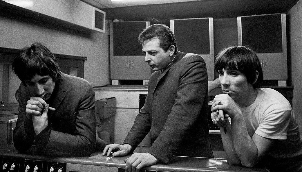 Шел Телми со своими другими подопечными — The Who