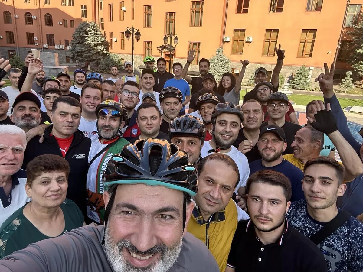 © Photo : Social media of Nikol Pashinyan