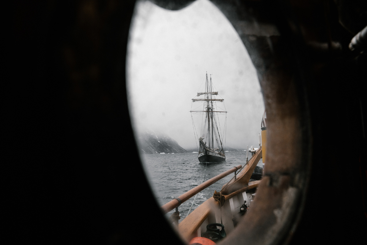 Photo: Nick Bondarev | Geo: Scorestby Sound, GL