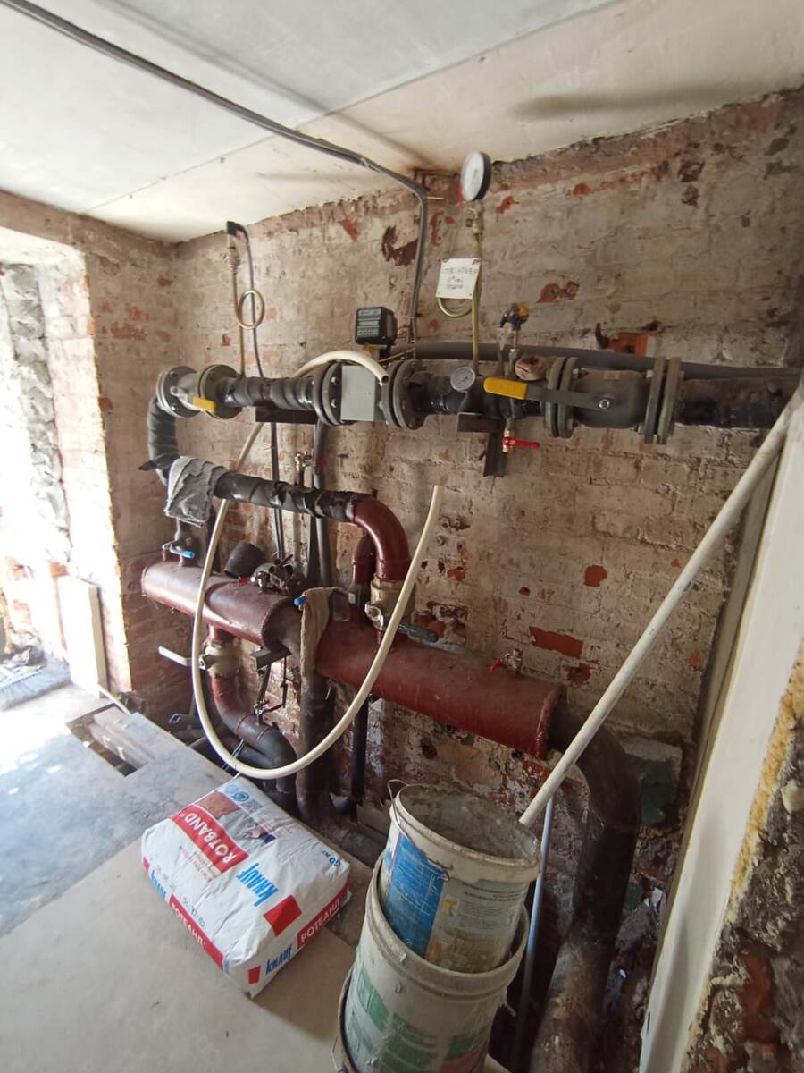 Трубы отопления 