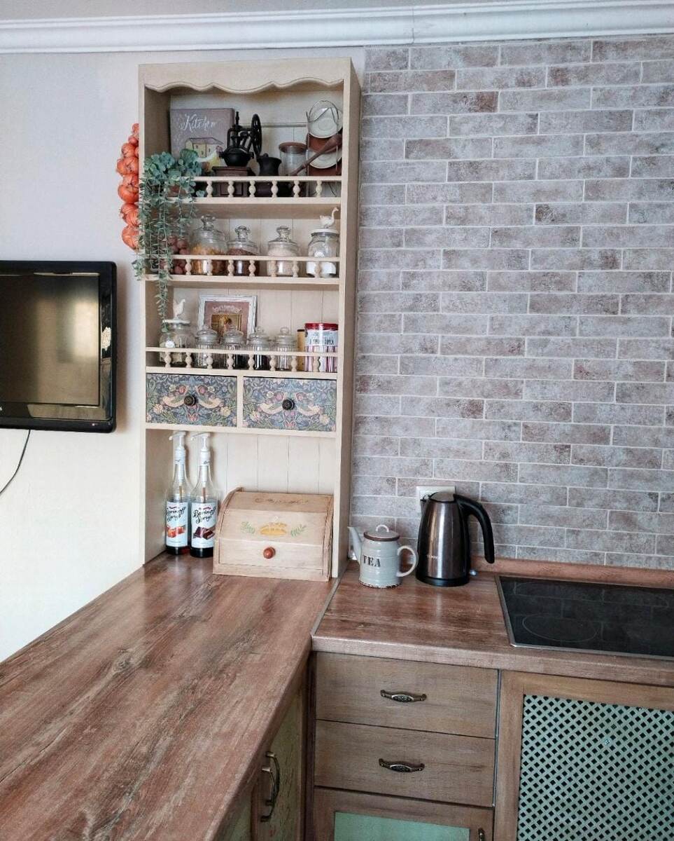 Полка на стол для кухни в стиле Прованс  © https://www.livemaster.ru/item/48103942-dlya-doma-i-interera-polka-na-stol-dlya-kuhni-v-stile-provans