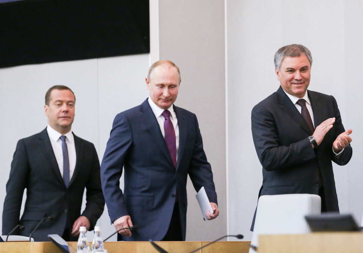 В Америке все плохо, у нас все хорошо. Смотри - не перепутай!