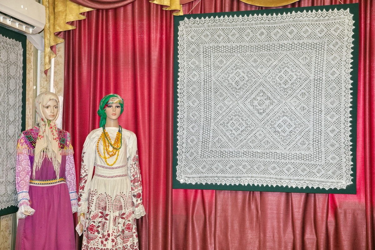 Выставка пуховых платков в музее-квартире народной артистки СССР Марии Мордасовой в  Воронеже