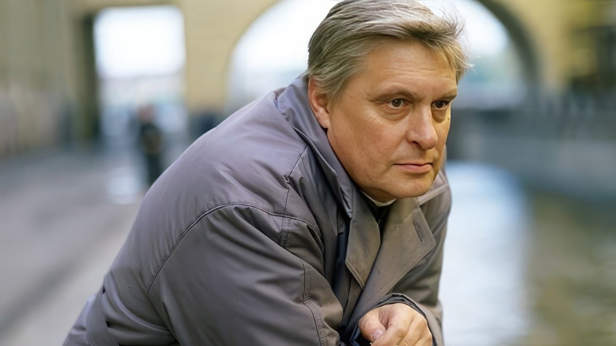Настоящий советский актёр - умный и думающий. Фото Яндекс.Картинки. 