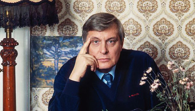 Раньше актёры были настоящими интеллигентами. И у них многому можно было поучиться. Фото Яндекс.Картинки. 