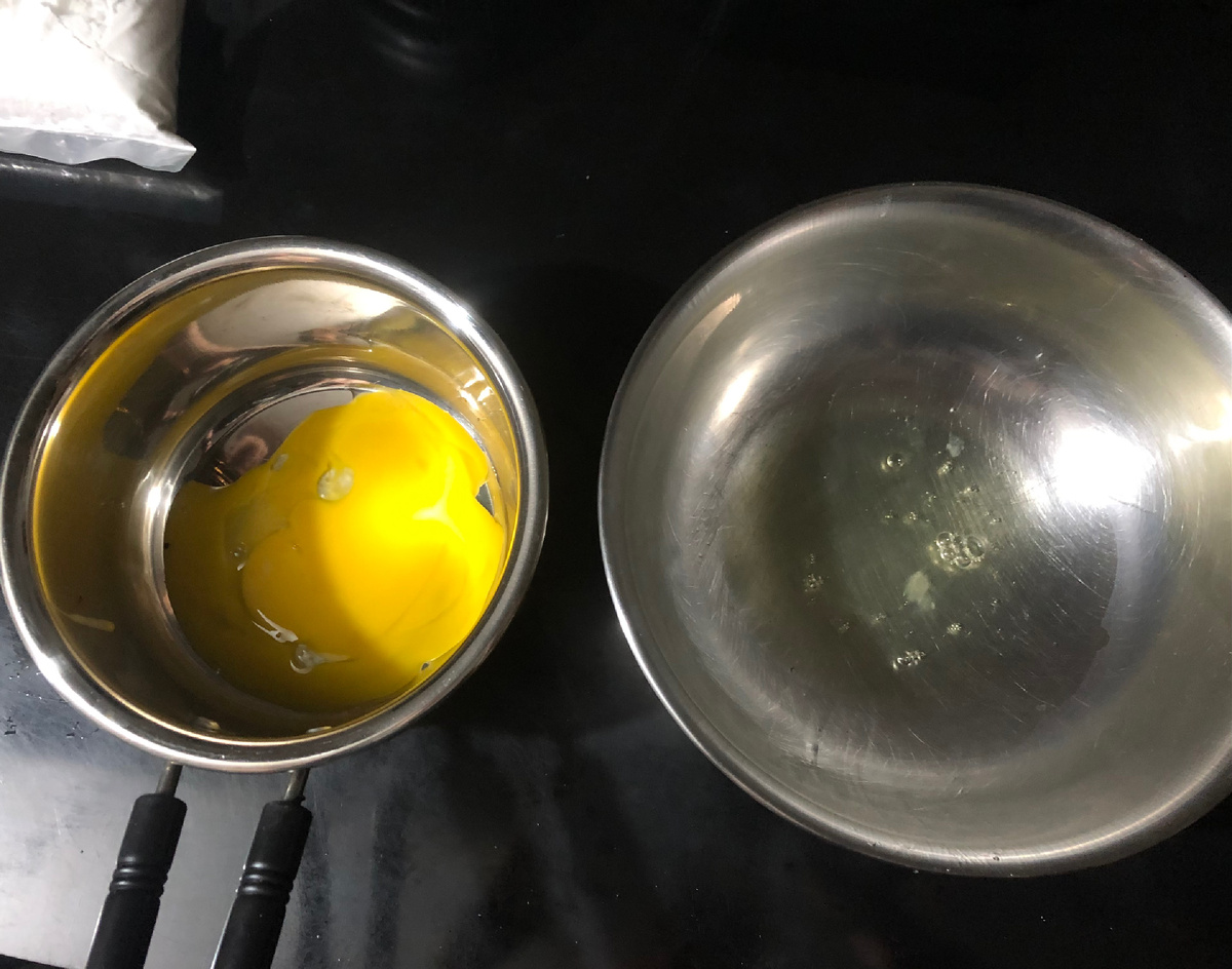 Разделенные яйца.