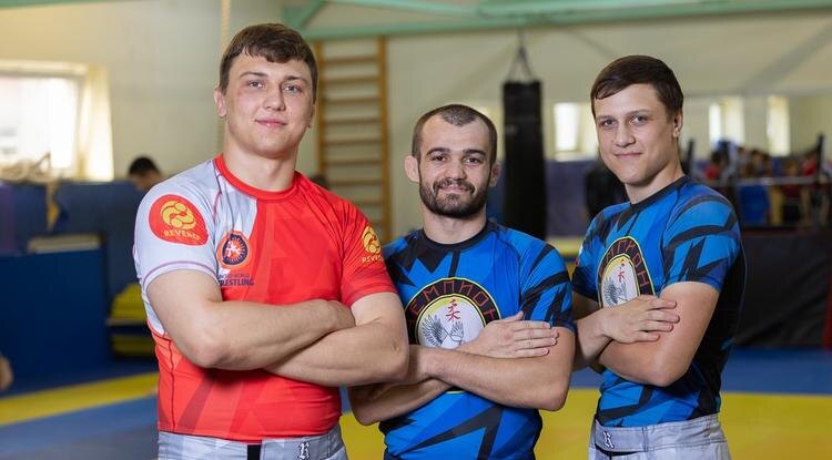 Иван Беляев, Дмитрий Тарасов и Олег БеляевФото: Алексей Дацковский