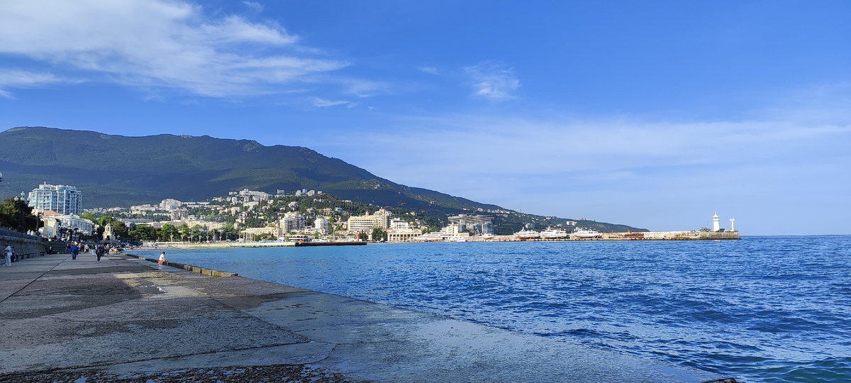 нижний ярус набережной