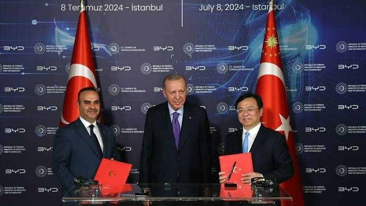 Церемония подписания соглашения о строительстве завода BYD в Турции