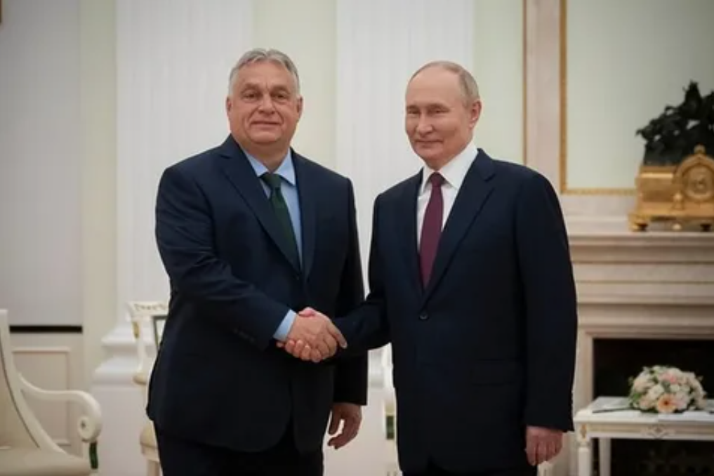 Виктор Орбан на встрече с Владимиром Путиным. 