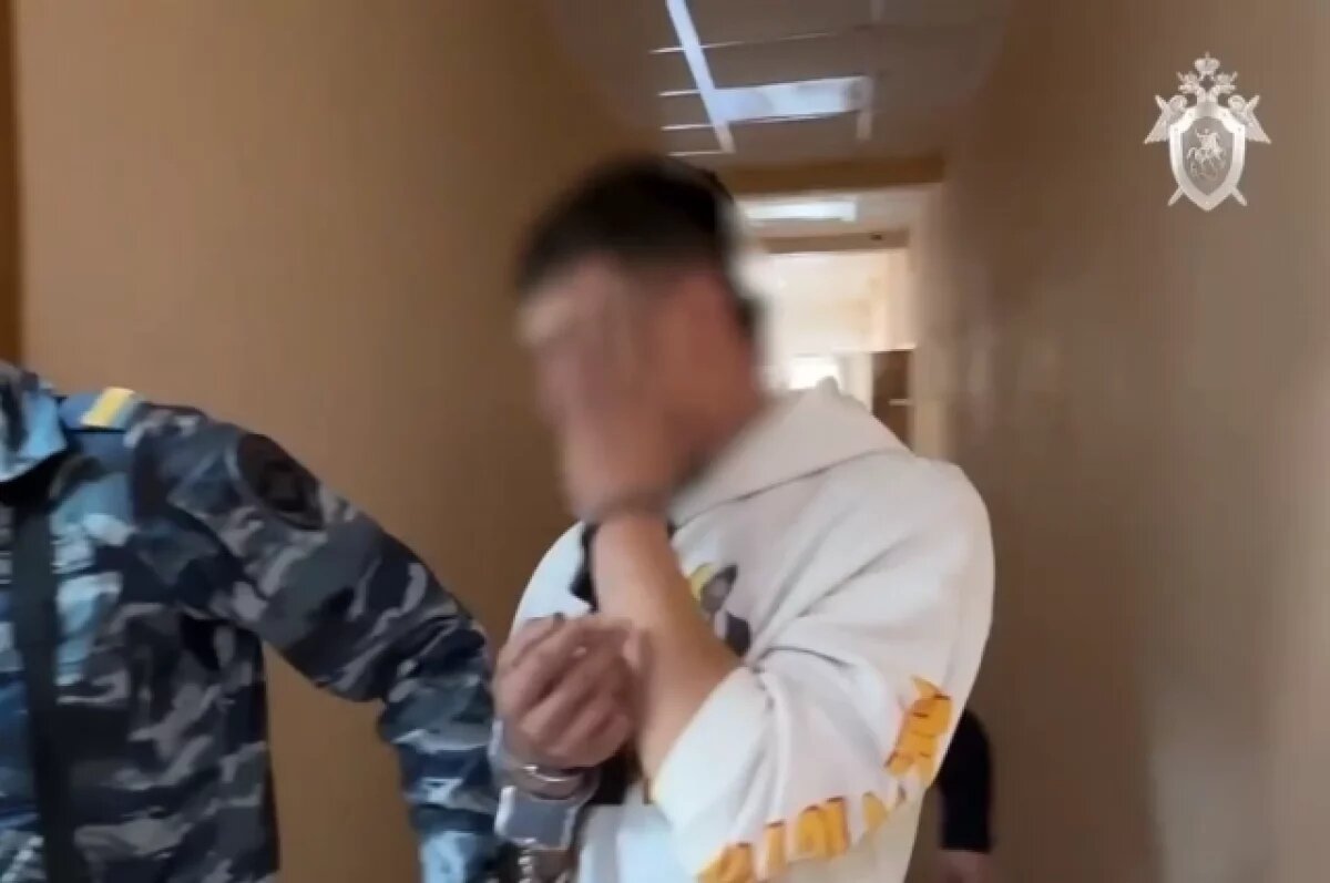    Изнасиловал и убил.