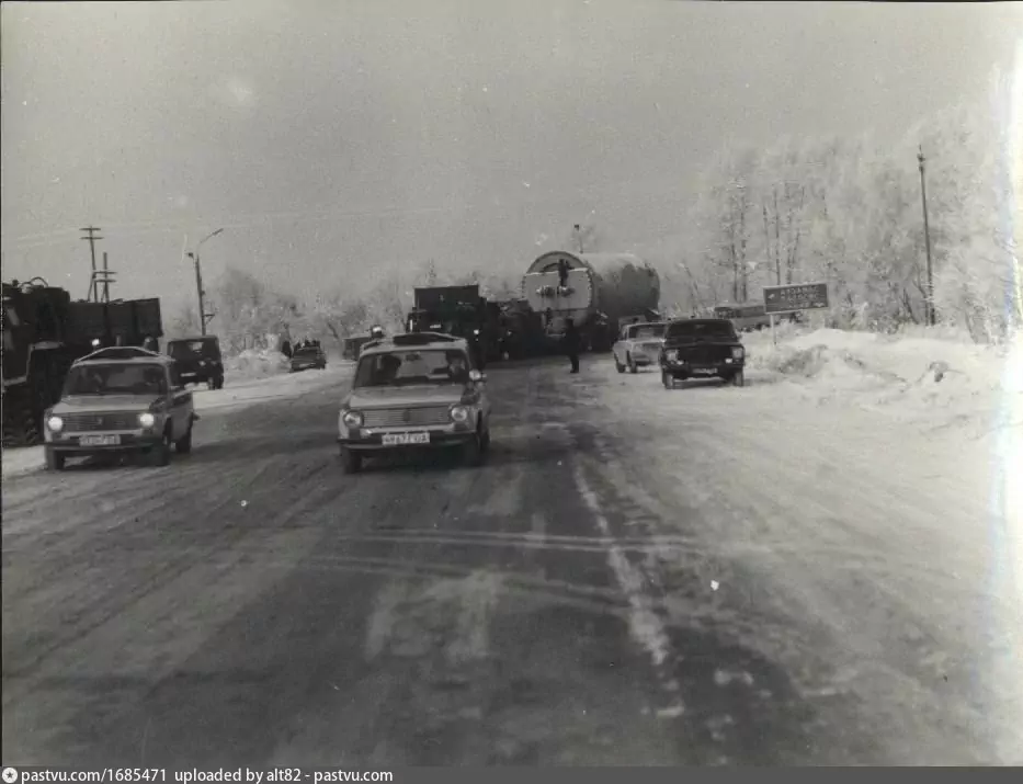 Транспортировка корпуса атомного реактора 1985 г. Горький.