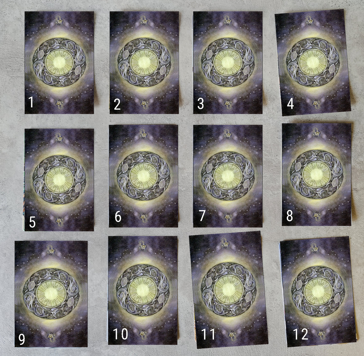 ЛИСТАЙТЕ -->