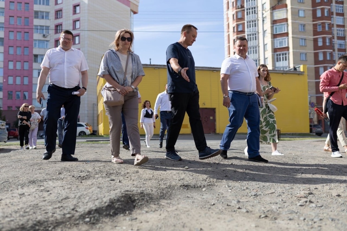    Максим Слепов пешком проинспектировал улицы Сургута